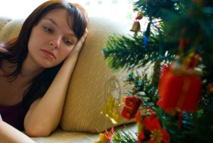 How to Help a Friend Who’s Grieving During the Holidays