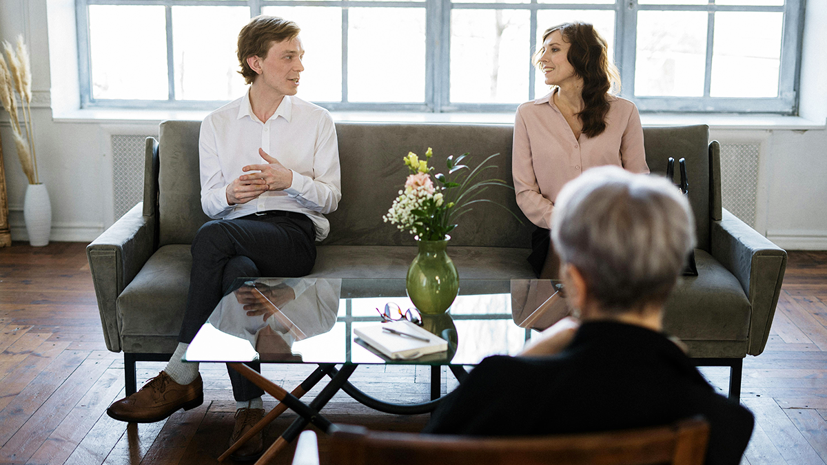 Love in Focus: Everything You Should Know About Couples Counseling